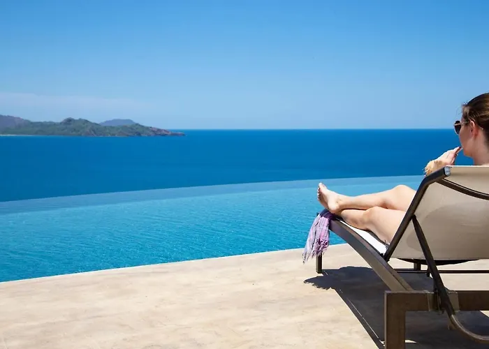 360 Splendor Del Pacifico Residences Apartahotel 4*