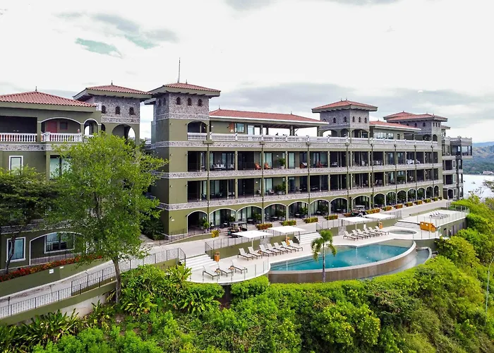 360 Splendor Del Pacifico Residences Apartahotel Playa Flamingo