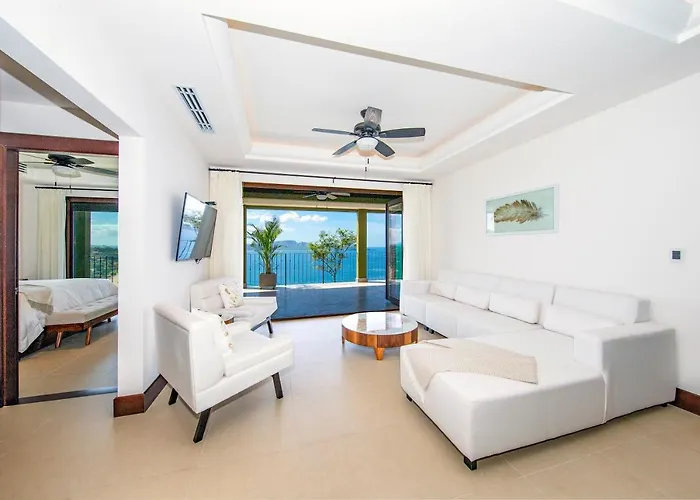 Apartahotel 360 Splendor Del Pacifico Residences Playa Flamingo