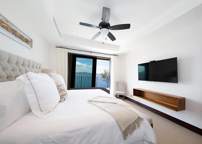 360 Splendor Del Pacifico Residences Apartahotel
