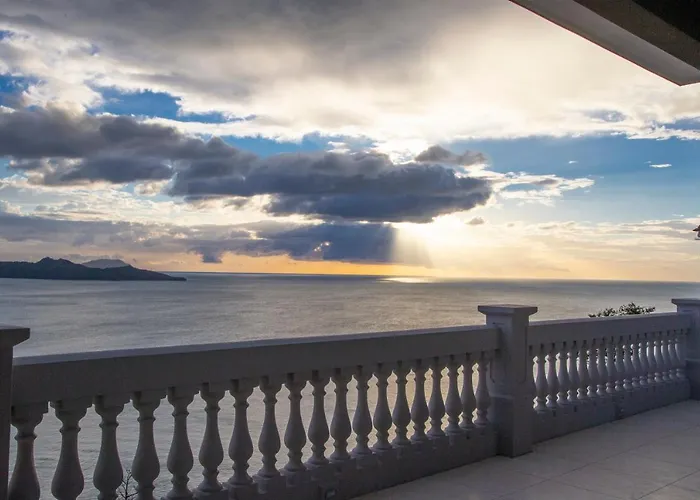 Apartahotel 360 Splendor Del Pacifico Residences 4*