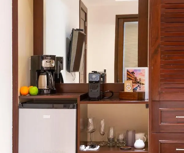 Apartahotel 360 Splendor Del Pacifico Residences 4*